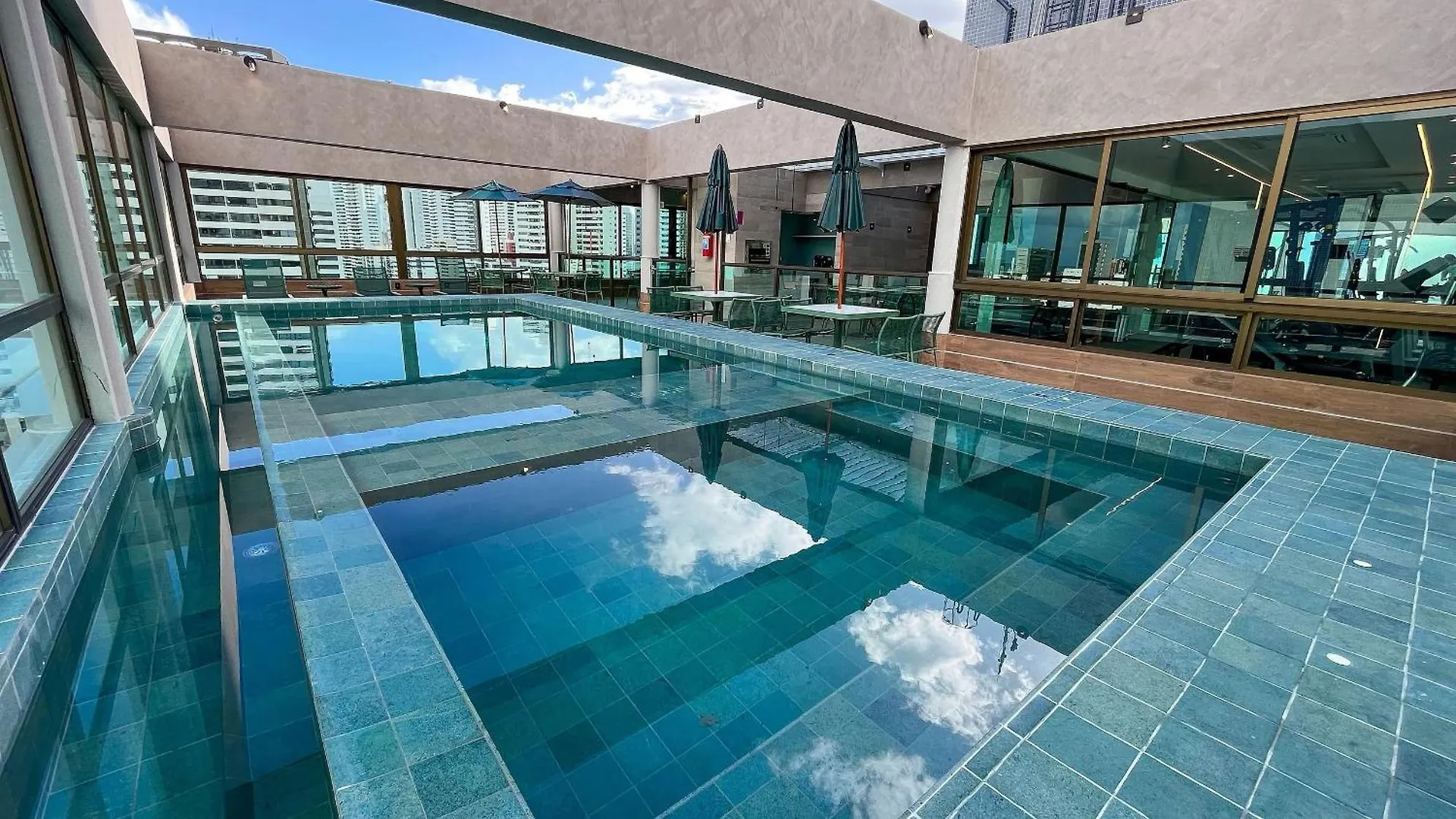 Rooftop 470 #901 - Boa Viagem Por Carpediem Recife